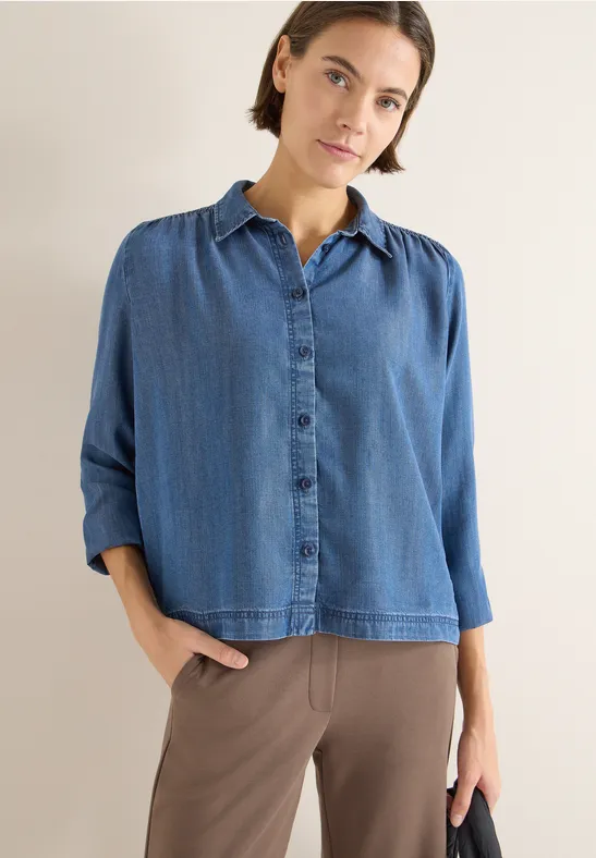 Blouse en lyocell avec détail smocké mid blue wash