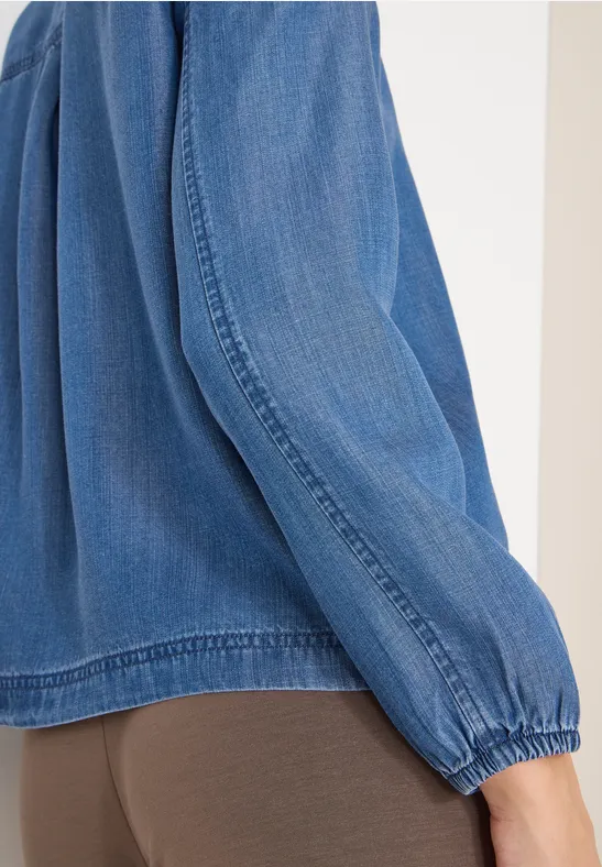 Blouse en lyocell avec détail smocké mid blue wash