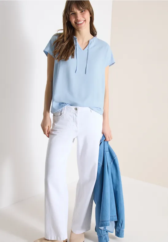 Kurzarm Bluse mit Strukturmix light sky blue