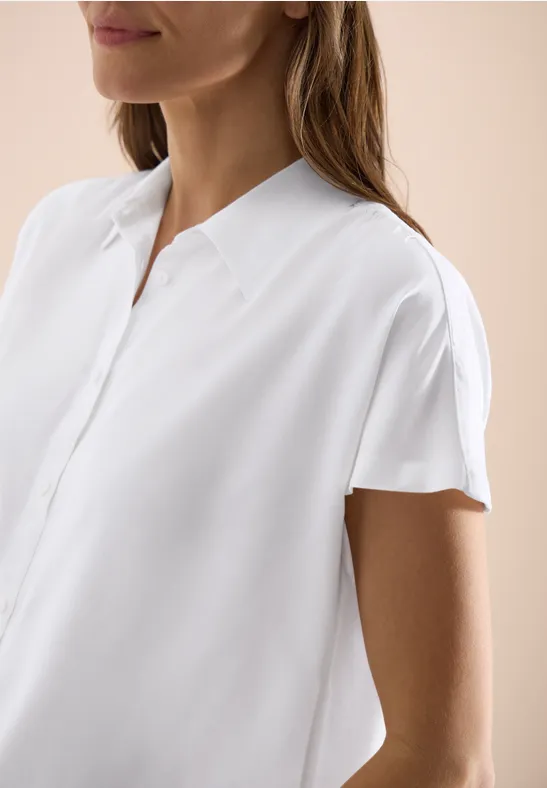 Basic Bluse mit Hemdkragen in Unifarbe White