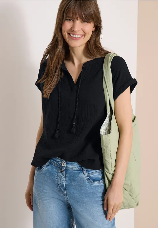 Blouse à col fendu en mousseline de soie Black