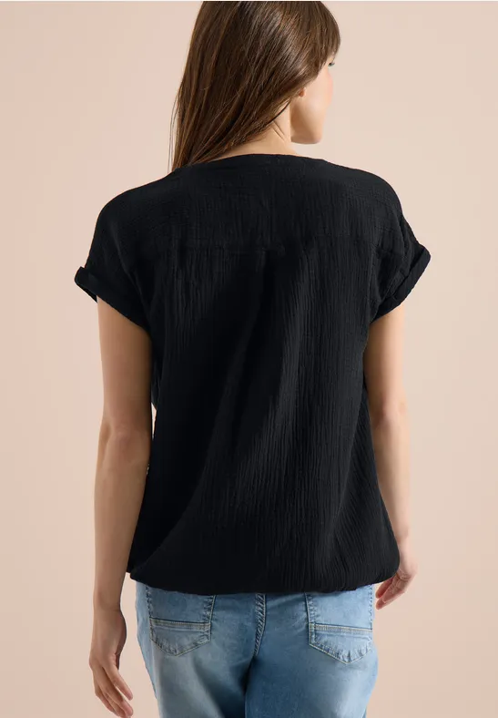 Blouse à col fendu en mousseline de soie Black