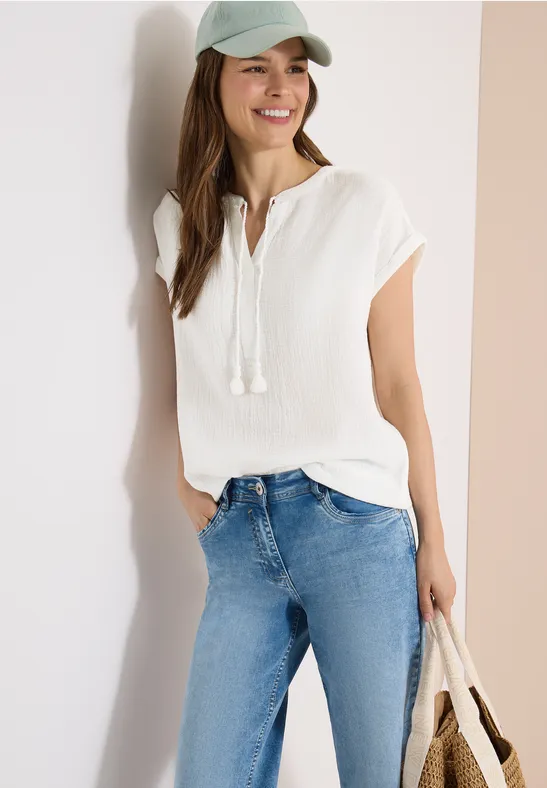 Bluse mit Split Neck aus Musselinstoff vanilla white