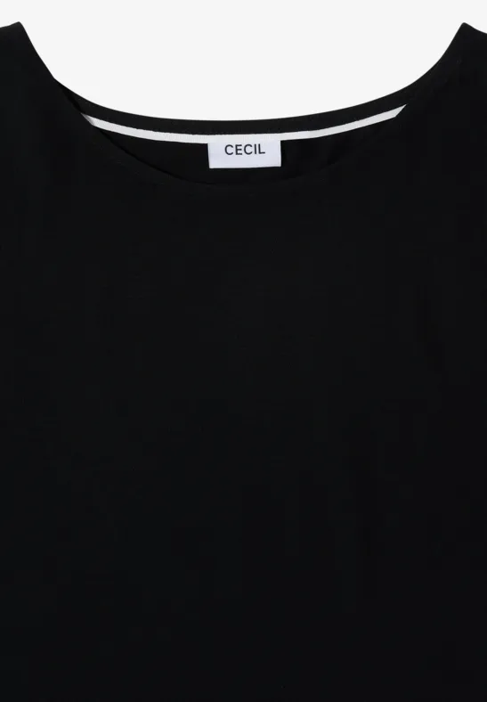 T-shirt noir simple à encolure ronde avec étiquette 'Cecil' cousue à l'intérieur du col.