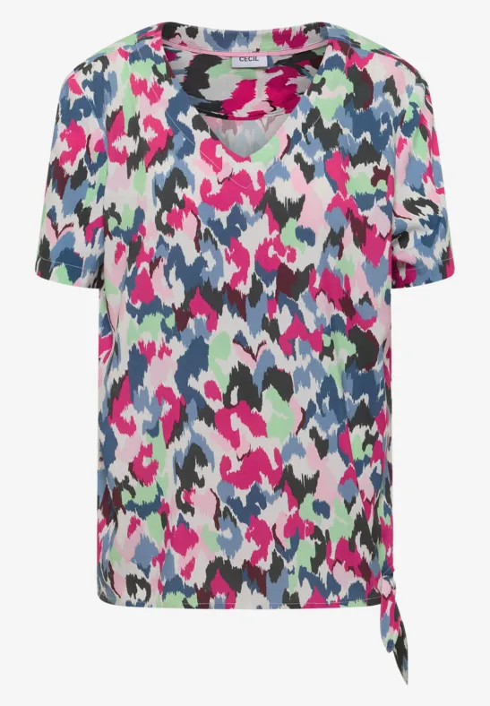 Kurzärmliges T-Shirt mit buntem Camouflage- und Pinselstrichmuster in Pink, Grün, Grau und Schwarz.