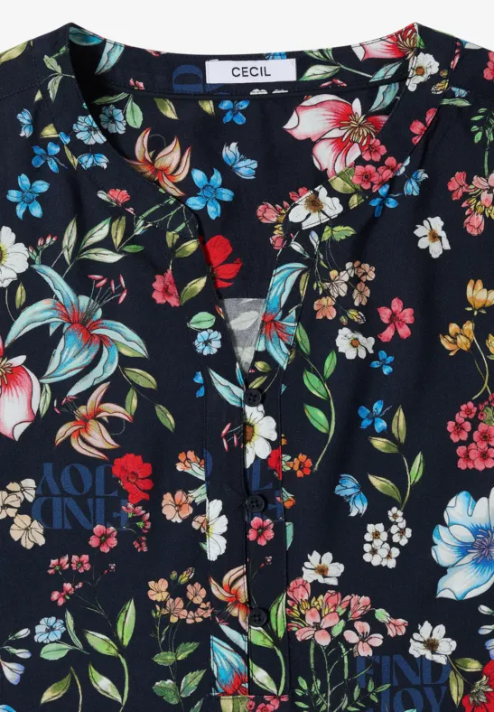 Dunkelblaue Bluse mit knöpfbarer V-Ausschnittpasse und farbenfrohem Blumenmuster.