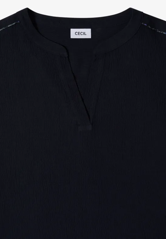 Schwarzes Langarmshirt mit V-Ausschnitt und Rundkragen, schlichtes Design mit innenliegendem Markenlabel.