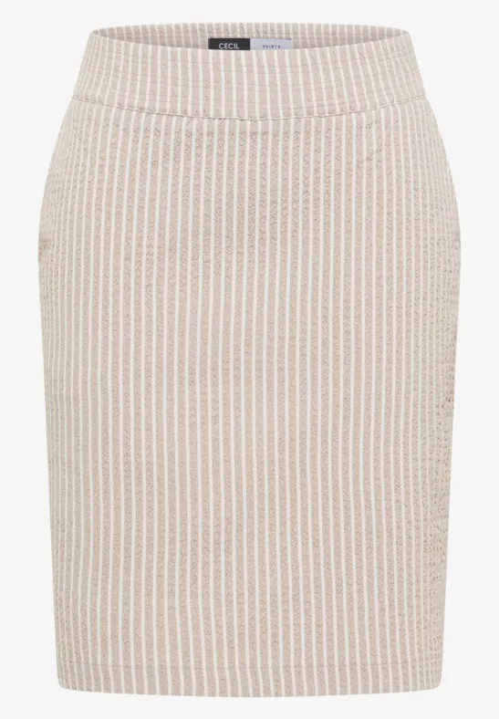 Jupe crayon mi-longue beige à fines rayures élégantes.