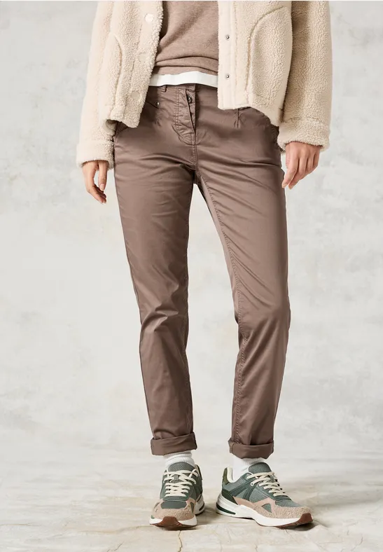 Hose im Slim Fit sporty taupe