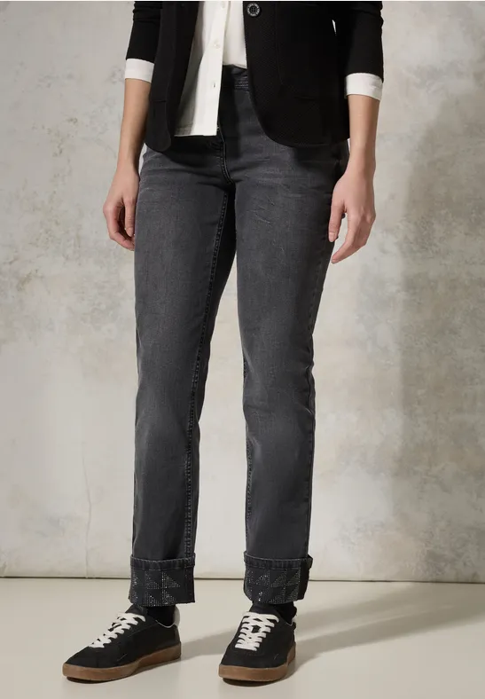 Jeans mit Turn-Up black washed