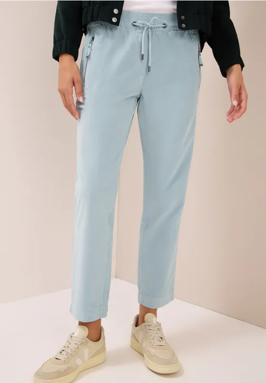 Comfortabele corduroy broek light mint blue