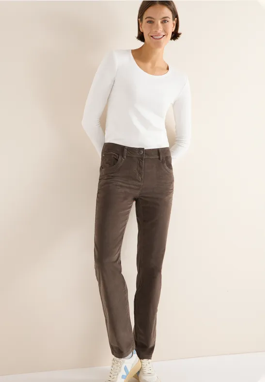Slim Fit pantalon en velours côtelé misty taupe
