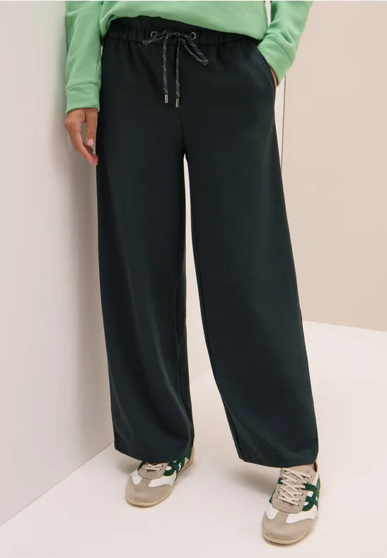 Straight Leg Hose ink green
