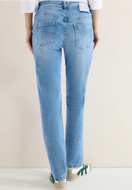 Slim Leg Jeans authentic used wash