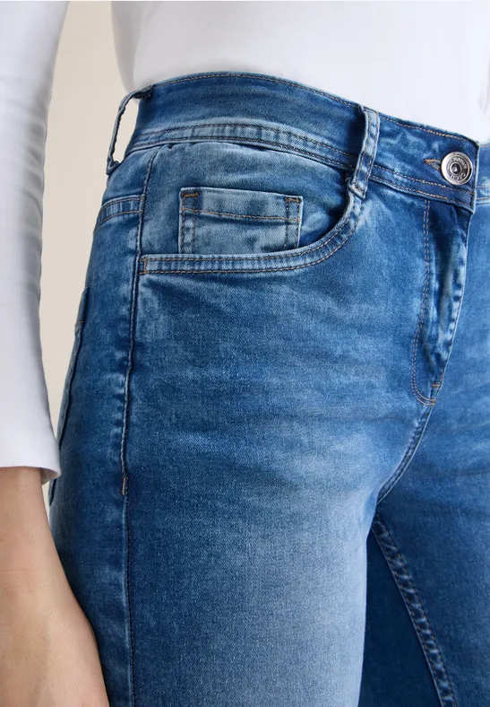 Jeans met smalle pijpen mid blue wash