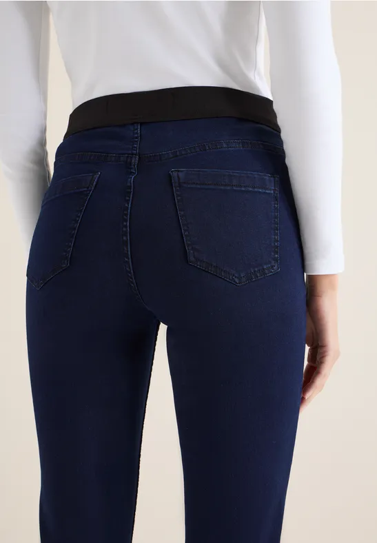 Jeans mit Elastikbund blue black used wash