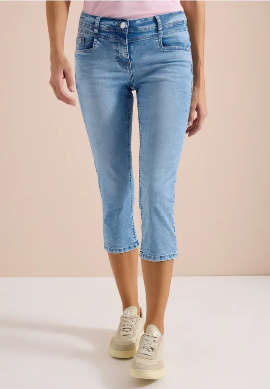 3/4 Slim Leg Jeans im Casual Fit light blue washed