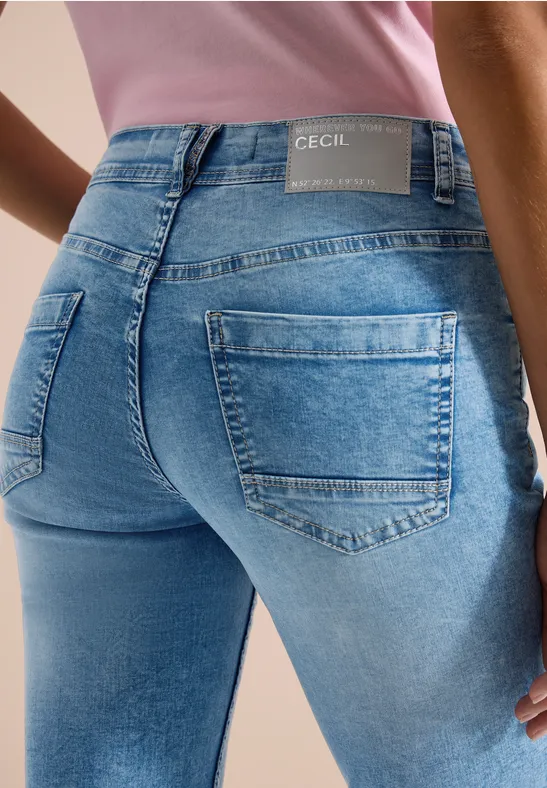 3/4 Slim Leg Jeans im Casual Fit light blue washed