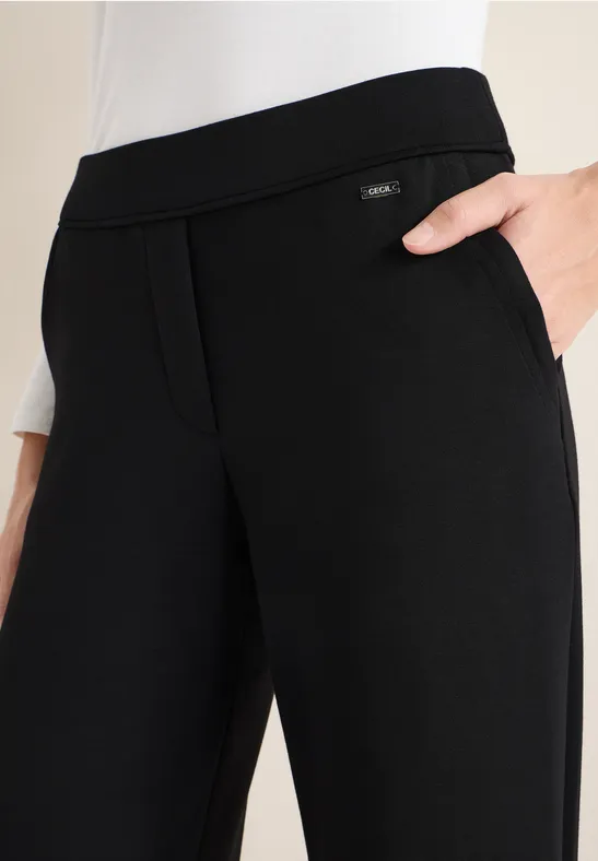 Straight Leg Hose Black