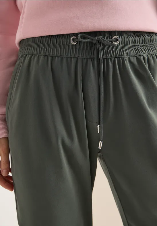 Leichte Hose im Casual Fit mit Stretch clear khaki