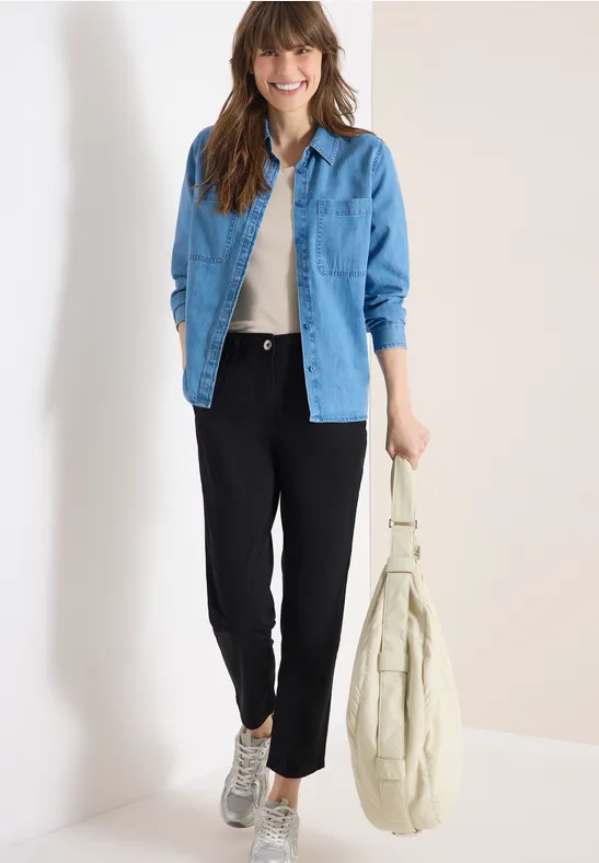 Pantalon Mid Waist Slim Leg en Casual Fit Black