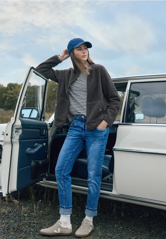 Straight Leg Jeans mid blue wash