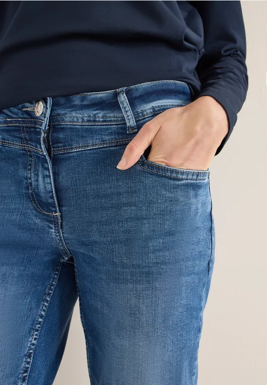 Straight Leg Jeans mid blue wash