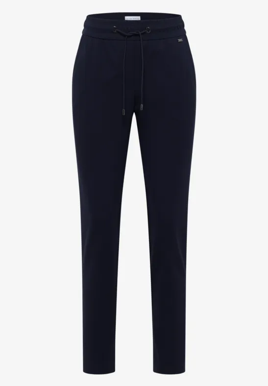 Dunkelblaue, schmal geschnittene Freizeithose mit Tunnelzug in der Taille.