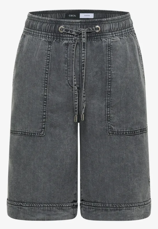 Short en denim noir décontracté, taille élastique avec cordon de serrage et poches plaquées.
