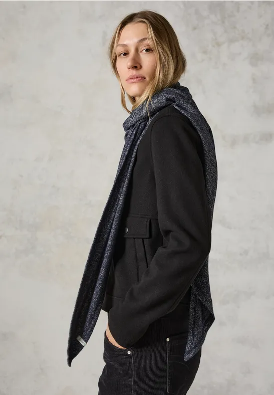 Kuscheliges Dreieckstuch universal blue melange