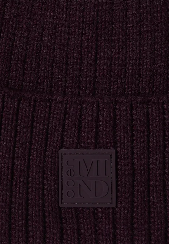 Beanie in Unifarbe eggplant red
