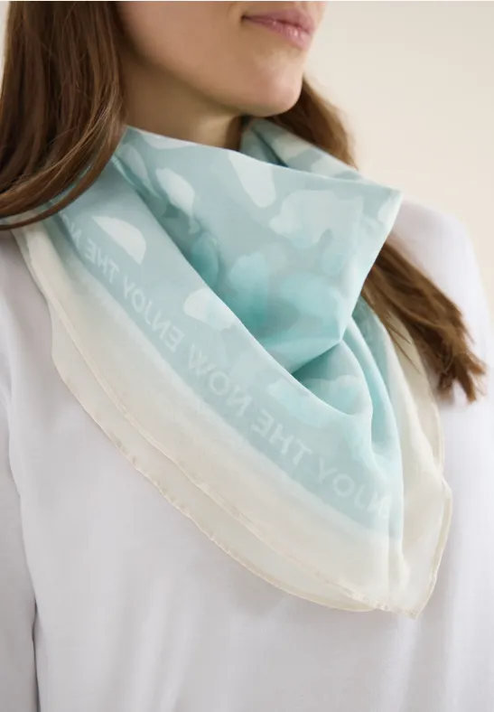 Tuch mit Leo-Muster in Diamantform mint sea green