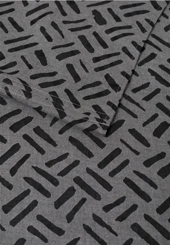 Loop mit Ausbrenner-Muster Black