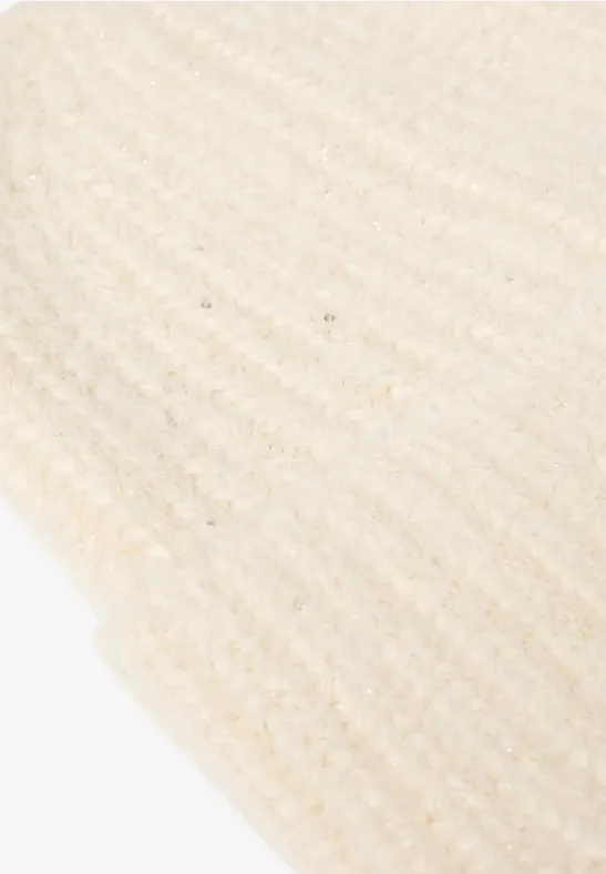 Kuschelige Strickmütze creamy white