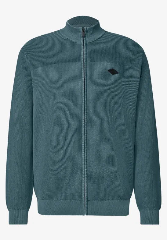 Groene fleecejas met rits, opstaande kraag, geribde boorden en klein borstlogo.