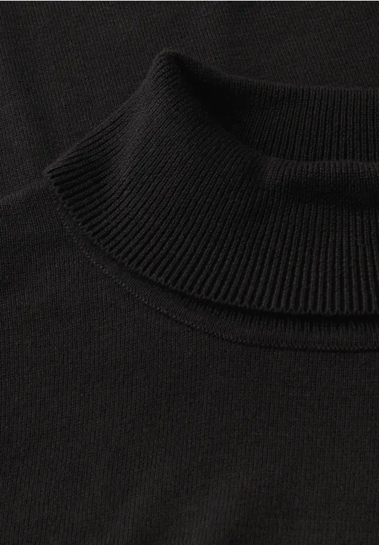 Basic Turtleneck Pullover Black