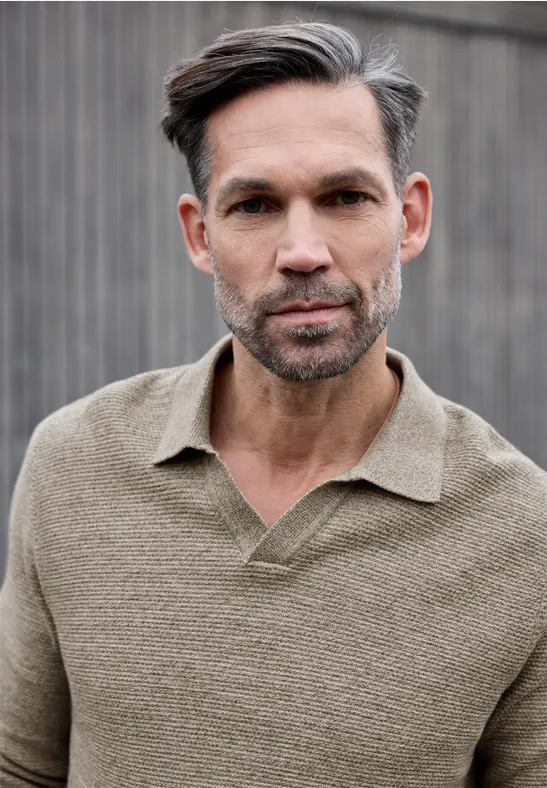 Sweter strukturalny polo granite beige