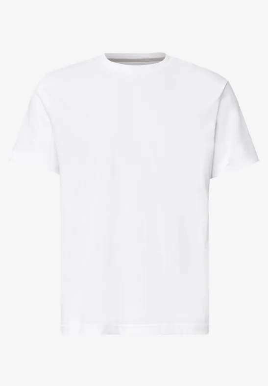 Un t-shirt blanc uni à manches courtes sur fond blanc.