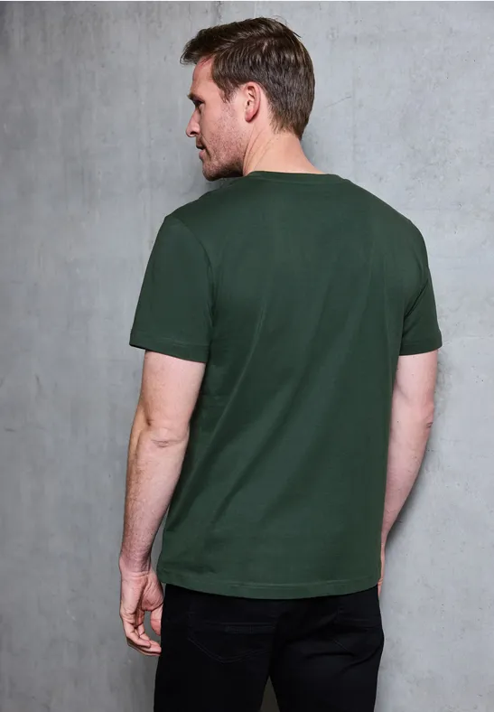 Basic T-Shirt in Unifarbe soft olive green