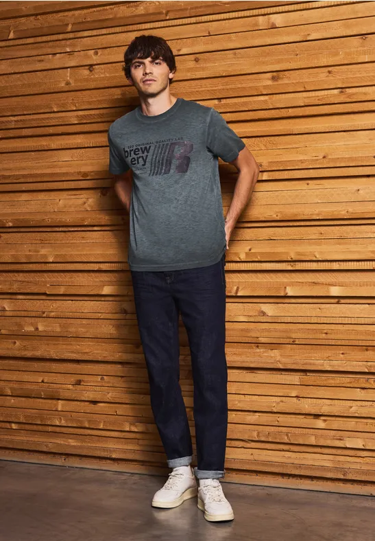 T-Shirt im Washed-Look basic black