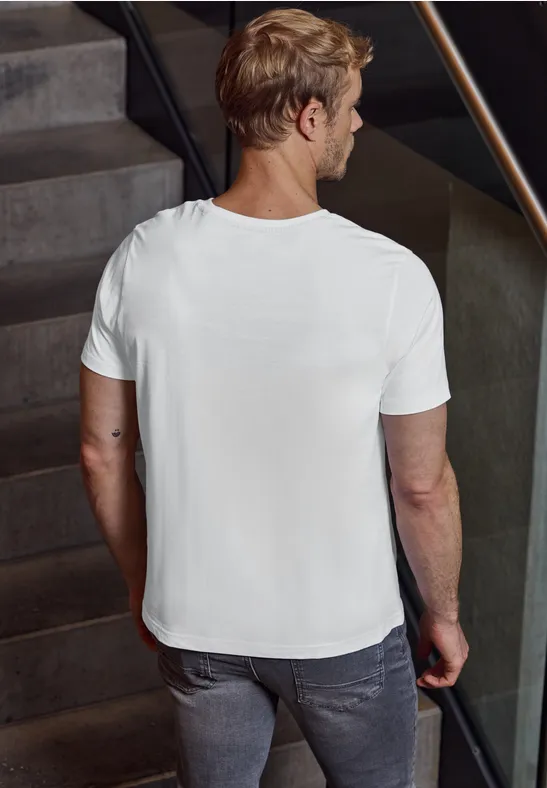 Basic V-Neck T-Shirt White