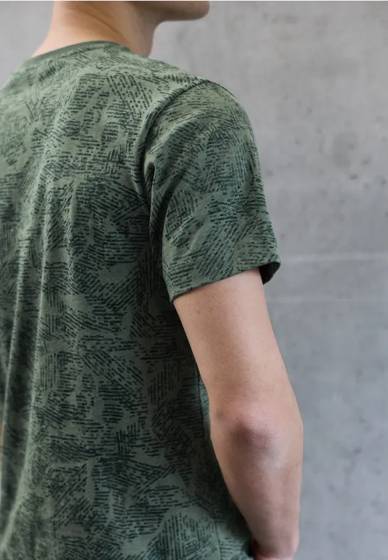 T-shirt à motifs timeless green