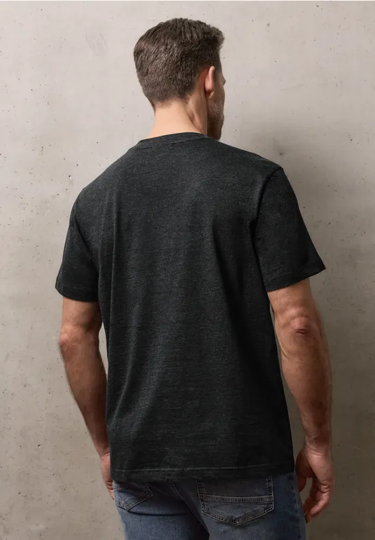 Koszulka z kieszenią na piersi basic black