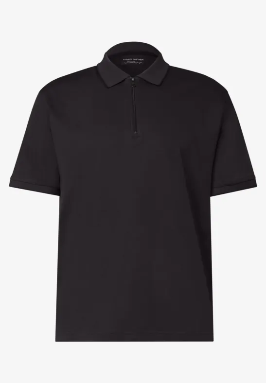 Zwart poloshirt met korte mouwen en knoopsluiting.