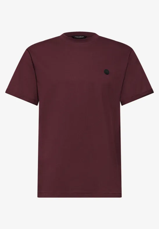 Effen bordeauxrood T-shirt met ronde hals en korte mouwen, minimalistisch ontwerp.