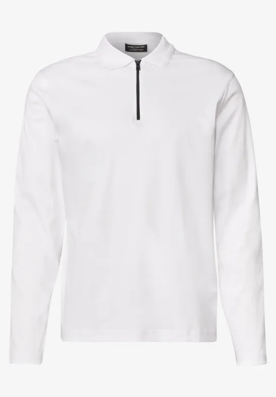 Weißes Langarmshirt mit Stehkragen und kurzem Reißverschluss am Hals.