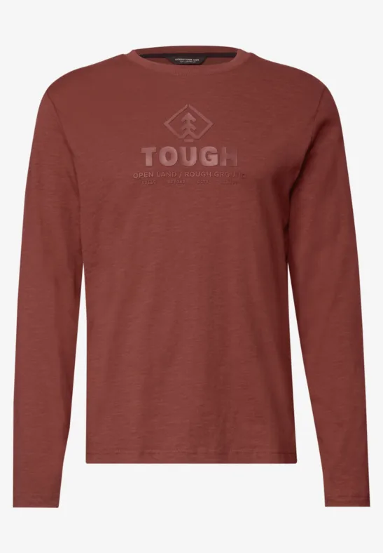 Rotes Langarmshirt mit Aufdruck "TOUGH" und Berg-Symbol