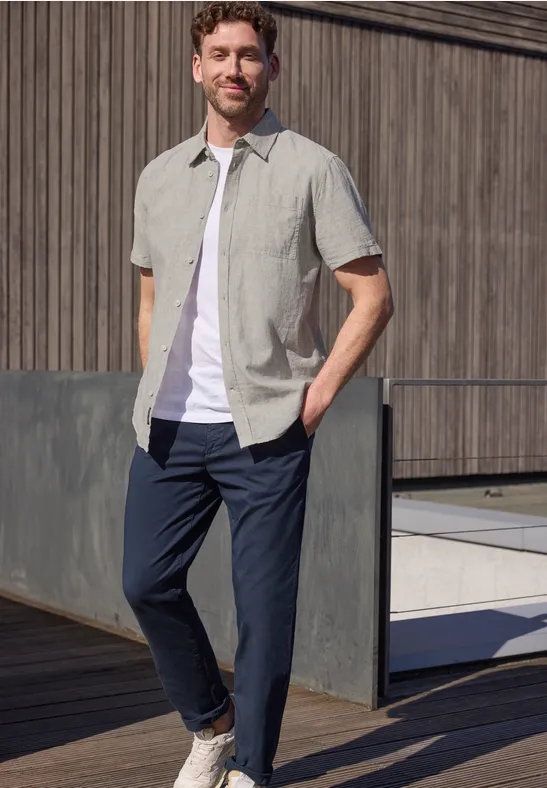 Kurzarm Hemd aus Leinenmix oak brown