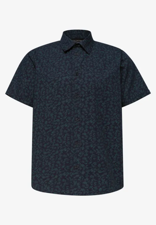 Granatowa koszula z krótkim rękawem, abstrakcyjnym ciemnym wzorem i klasycznym kołnierzem.