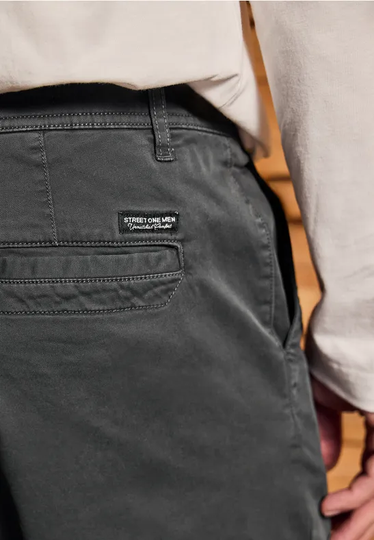 Klassische Chino iron grey